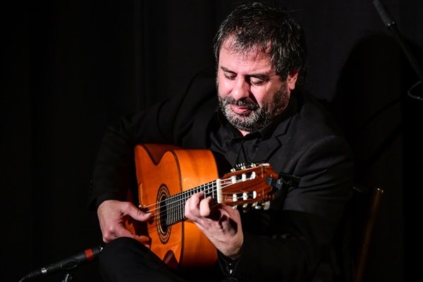 Tanz- und Theaterwerkstatt, Flamencogitarre, Antonio Andrade, Foto: Peter Pöschl